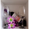 Kit presentes: Contém 2 Taças de Vidro Para Vinho One de Vidro 385ml + 1 Garrafa Vinho Santa Carolina Reservado Tinto Sweet 750m