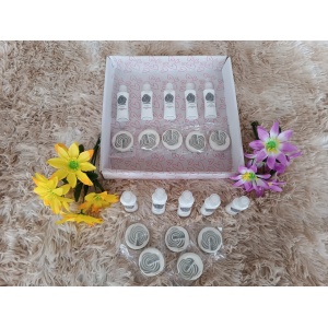 Kit Presente: Contém 10 Sabonetes em Barra + 10 Cremes Hidratantes na Suave Refrescância do Aroma Herbal