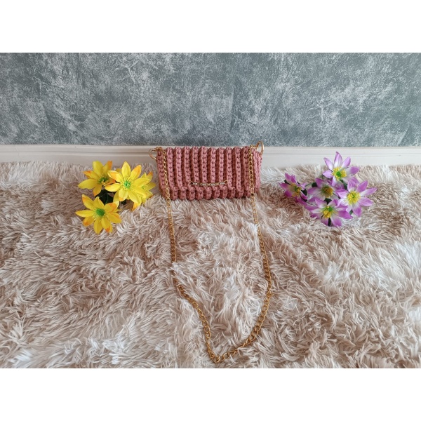 Bolsa Pequena Luxo em Crochê com Fios de Malha - Image 9