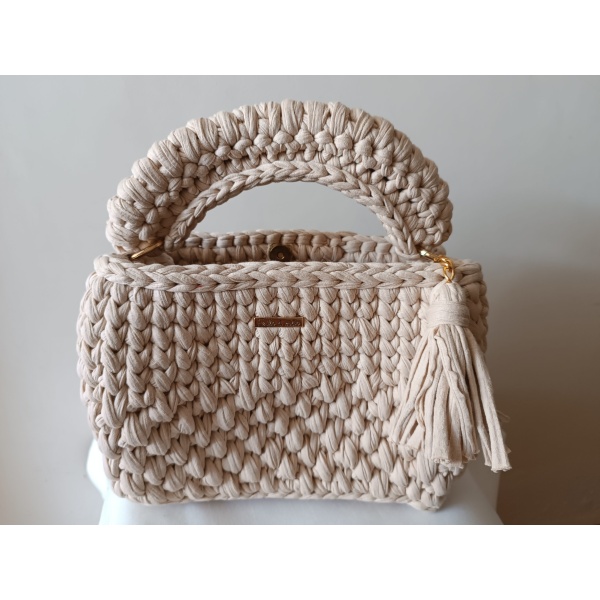 Bolsa Média Luxo em Crochê com Fios de Malha - Image 13