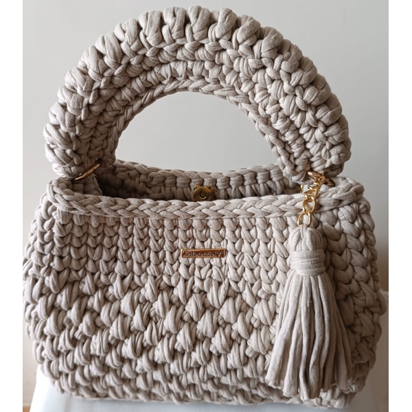 Bolsa Média Luxo em Crochê com Fios de Malha - Image 17