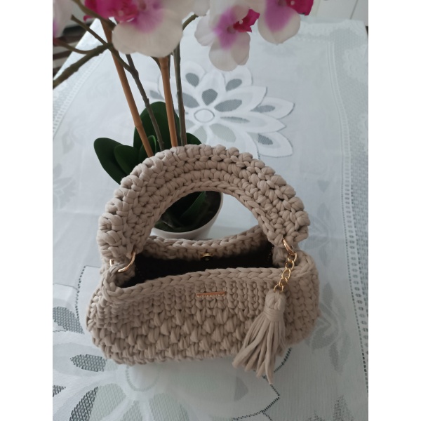 Bolsa Média Luxo em Crochê com Fios de Malha - Image 22